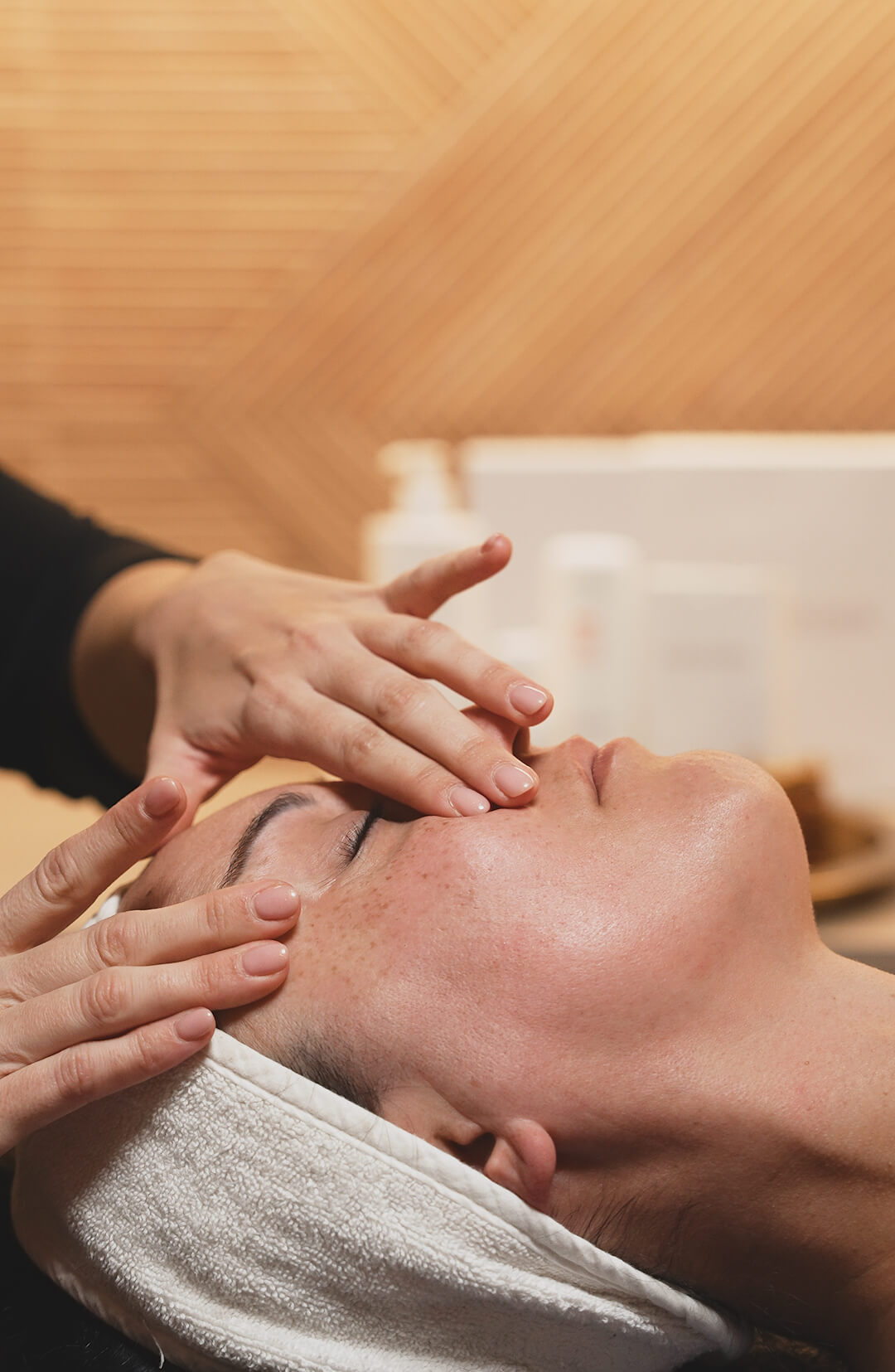 Hialurónico con masaje Kōbido – Takamaka